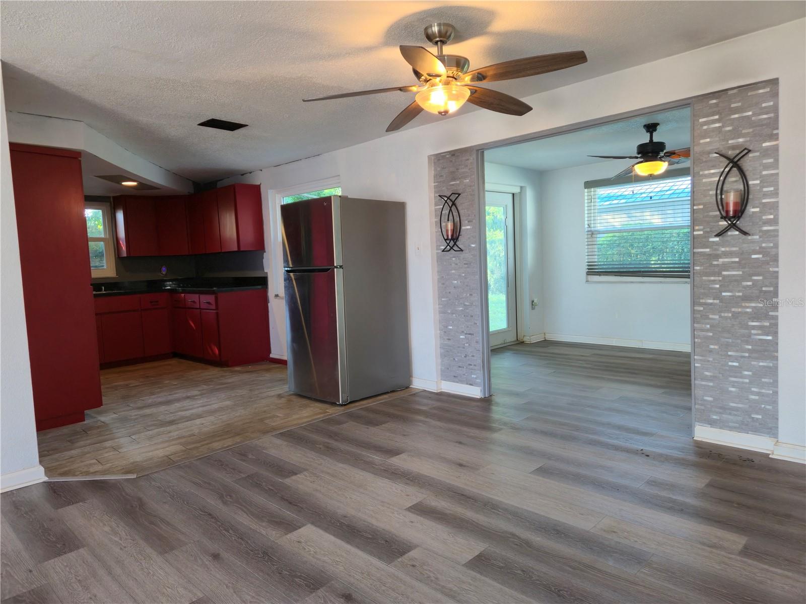 REGENCY PARK - Residential