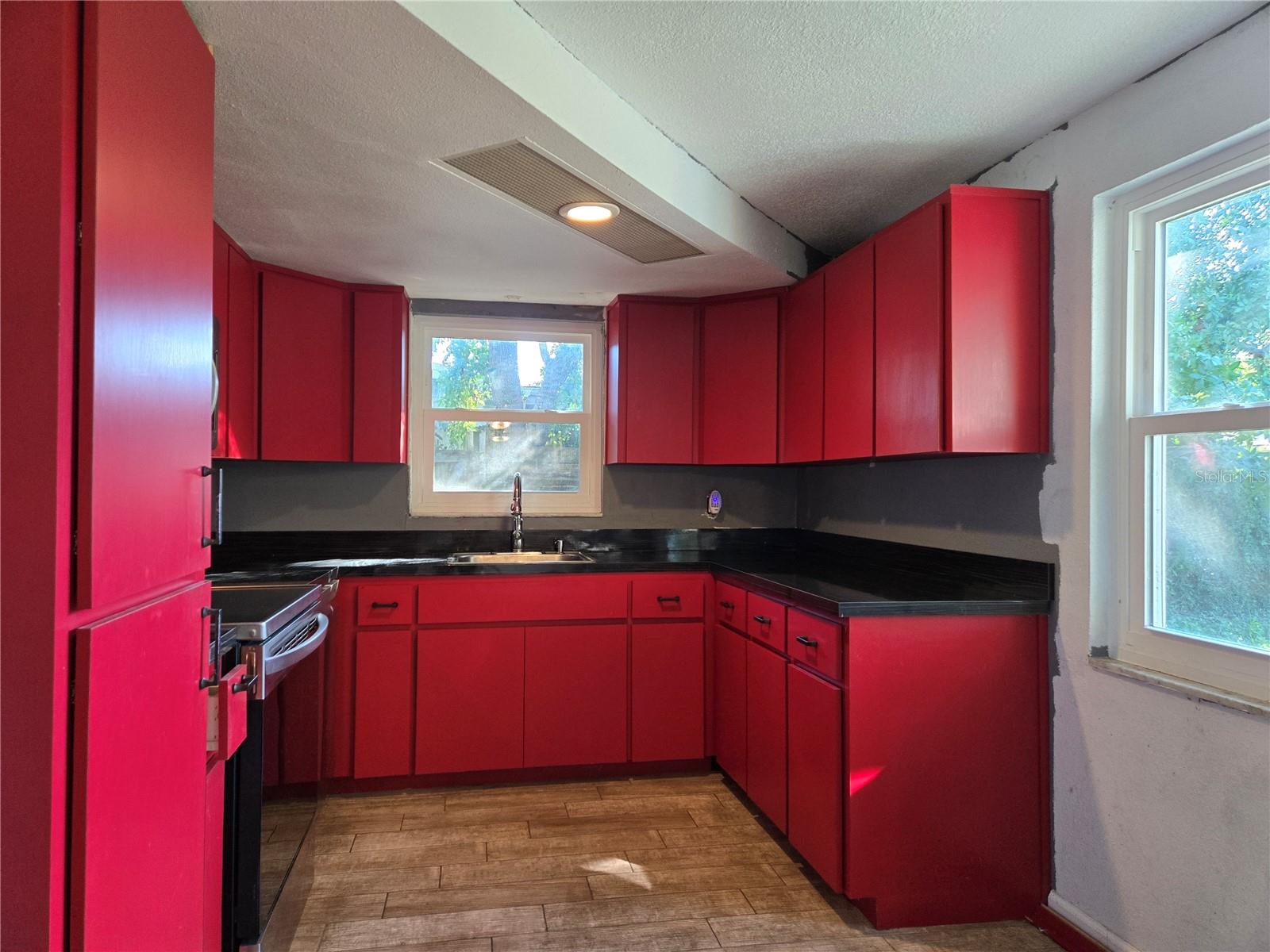 REGENCY PARK - Residential