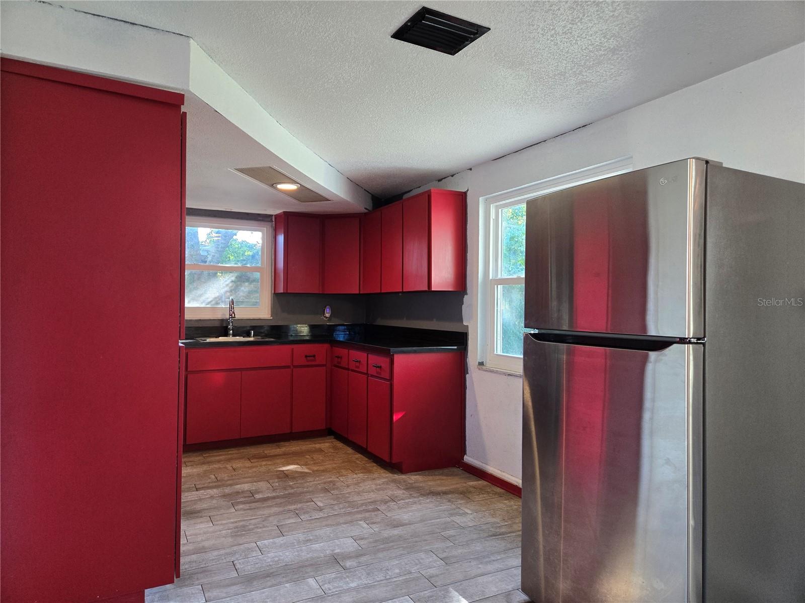 REGENCY PARK - Residential