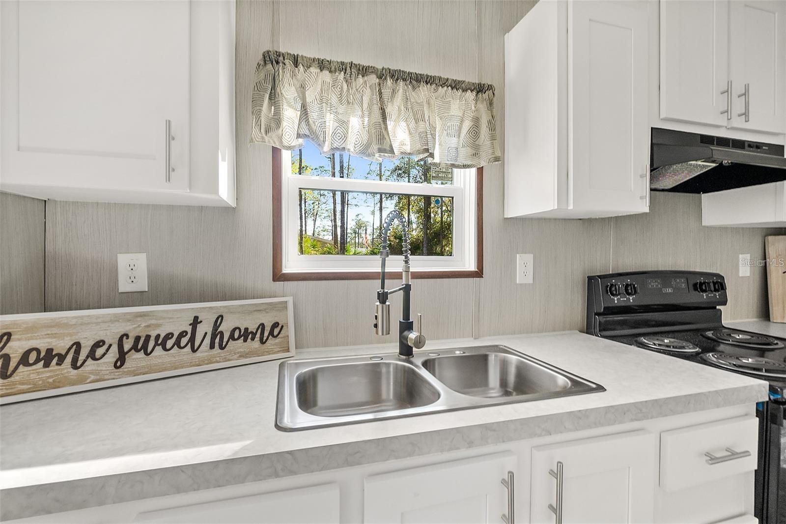 DAYTONA NORTH - Residential