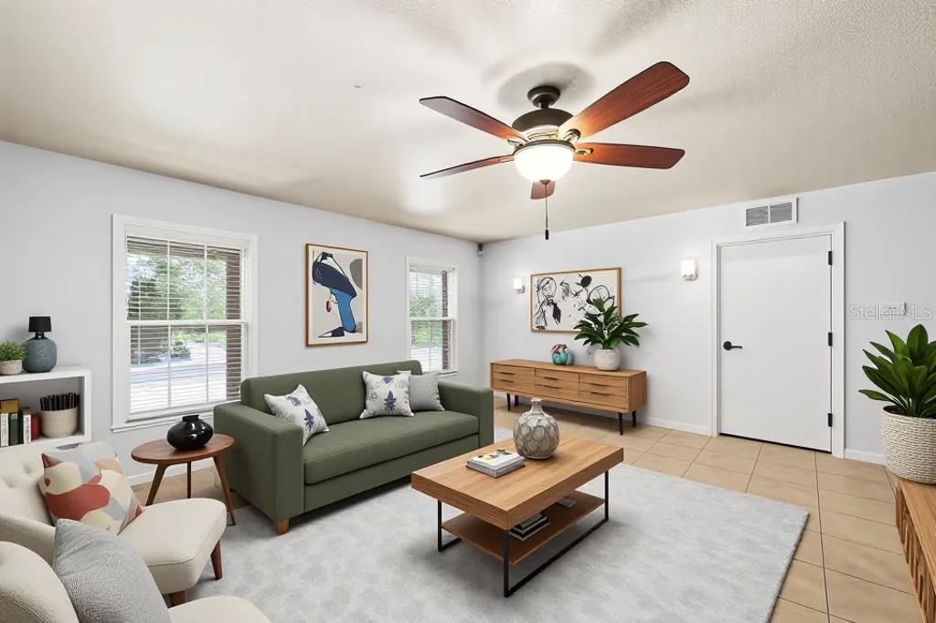 UNIVERSITY OAKS - Residential