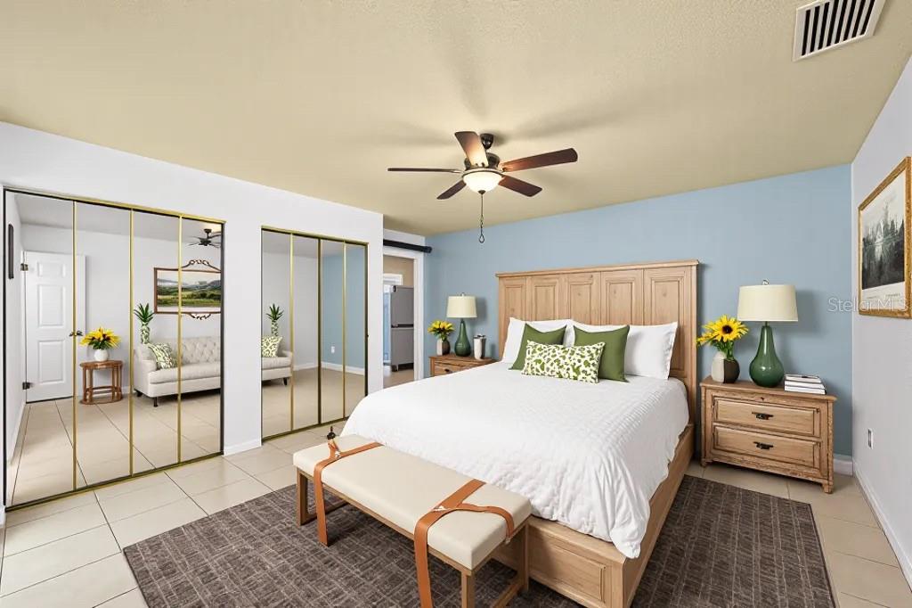 UNIVERSITY OAKS - Residential