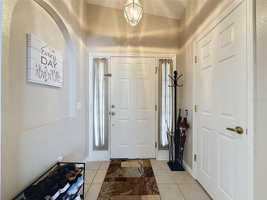 Photo of 866 Knightsbridge Cir, Davenport, FL 33896 (MLS # S5159699)