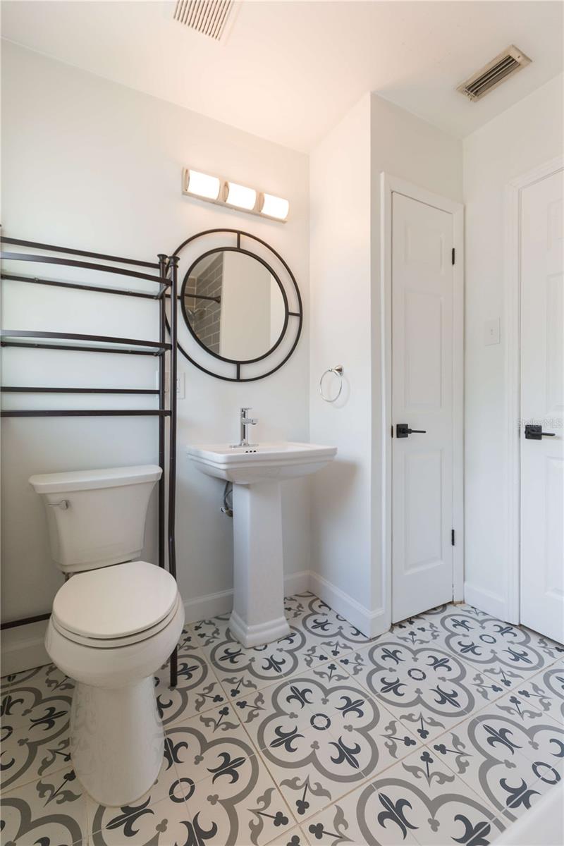 TAMPAS NORTH SIDE CNTRY CL - Residential Lease