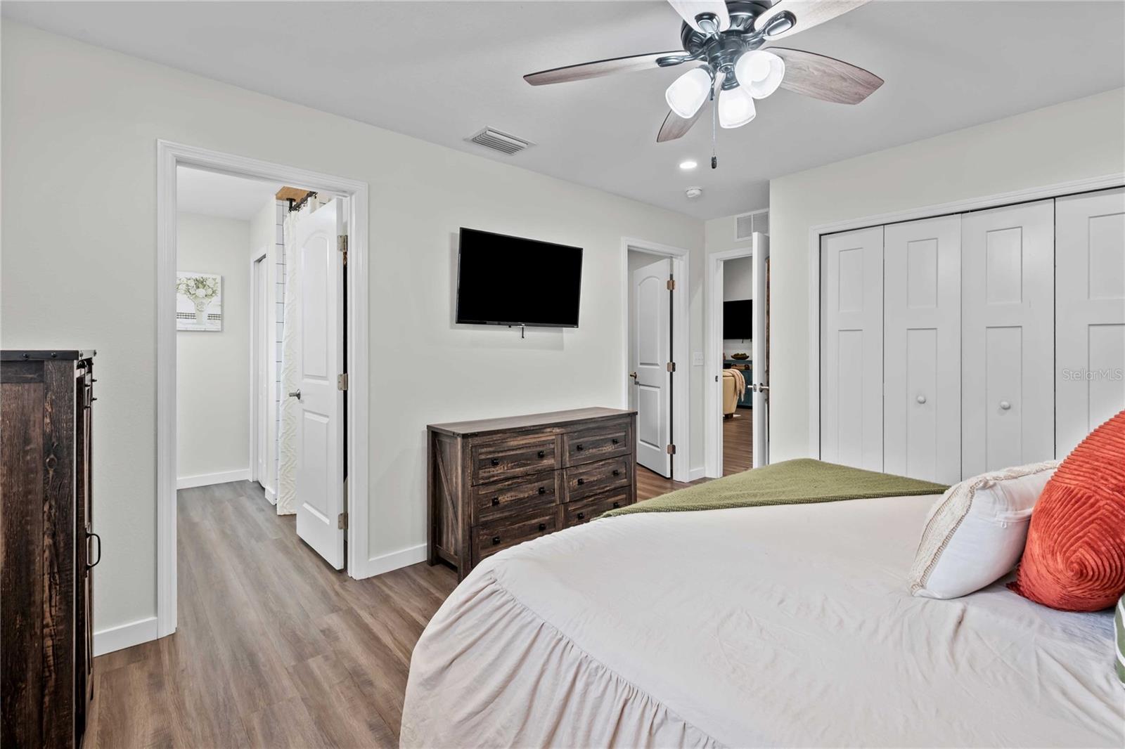 MEADOW VIEW - Residential