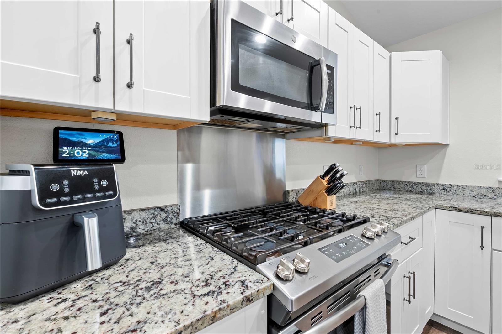 MEADOW VIEW - Residential