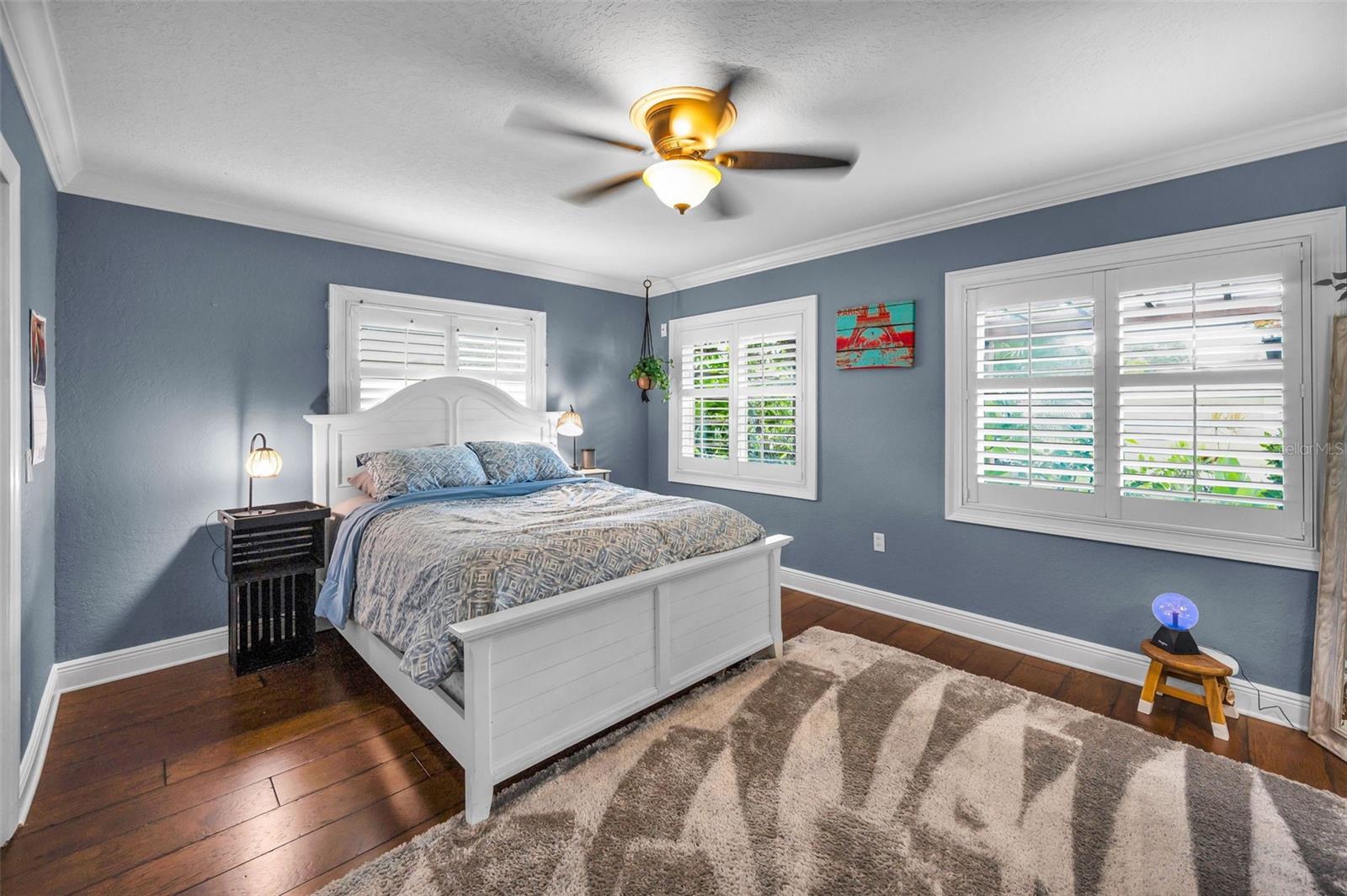 LAKE VIEW VILLAS - Residential
