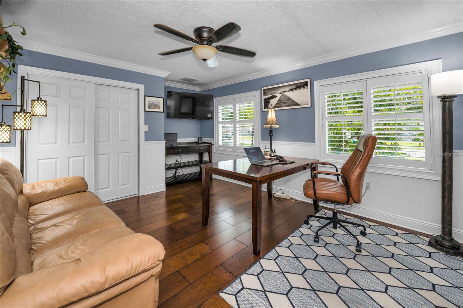 LAKE VIEW VILLAS - Residential