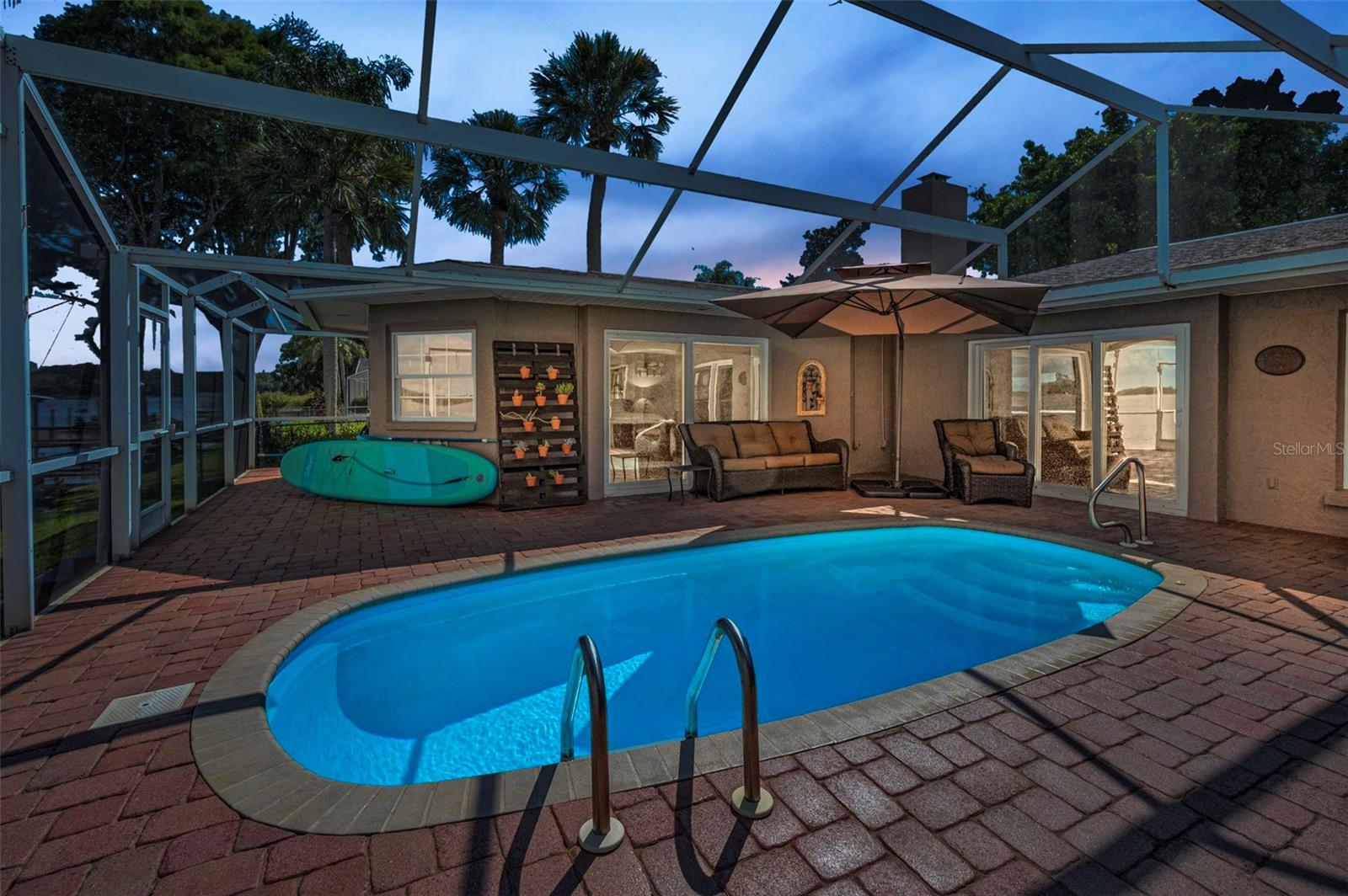 LAKE VIEW VILLAS - Residential