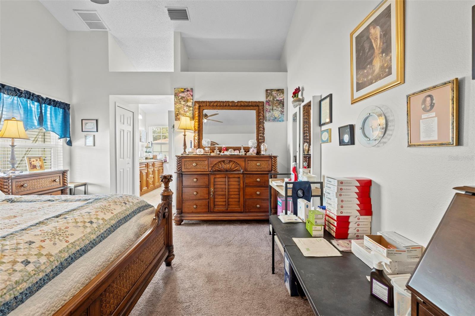 SPRING HILL - Residential