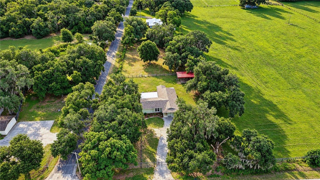 Photo of 3712 Gallagher Road, Plant City, FL 33565 (MLS # TB8551492)