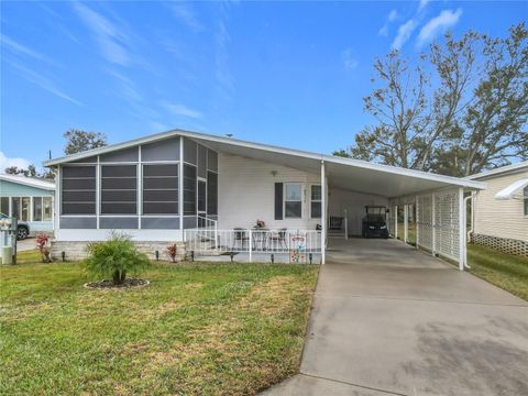 A home in LAKE WALES