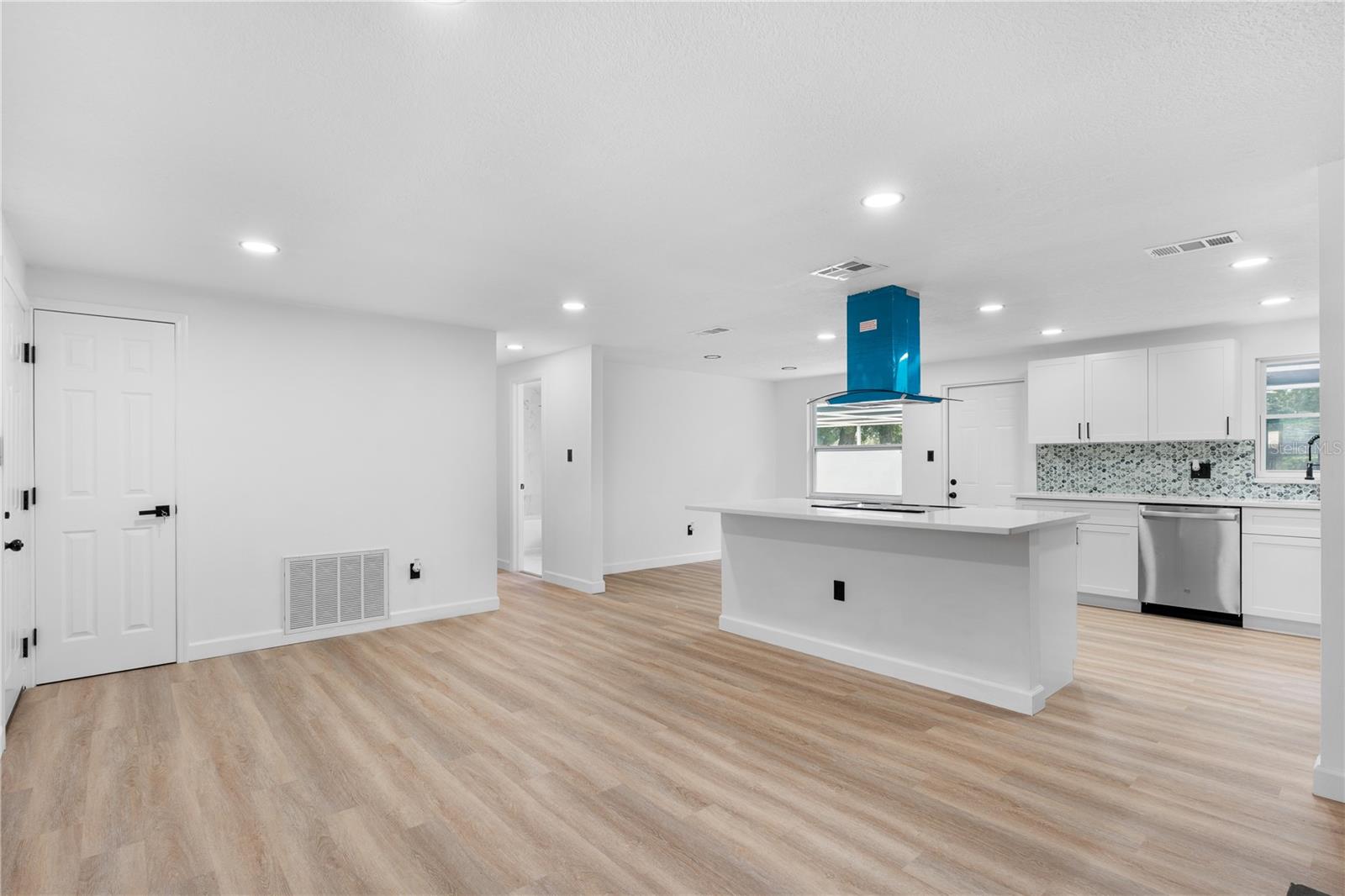 BRANTLEY SHORES 1ST ADD - Residential