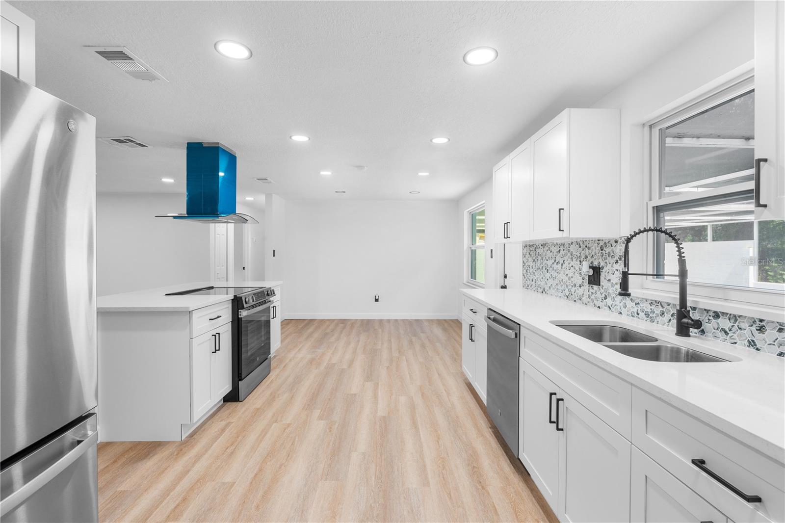 BRANTLEY SHORES 1ST ADD - Residential