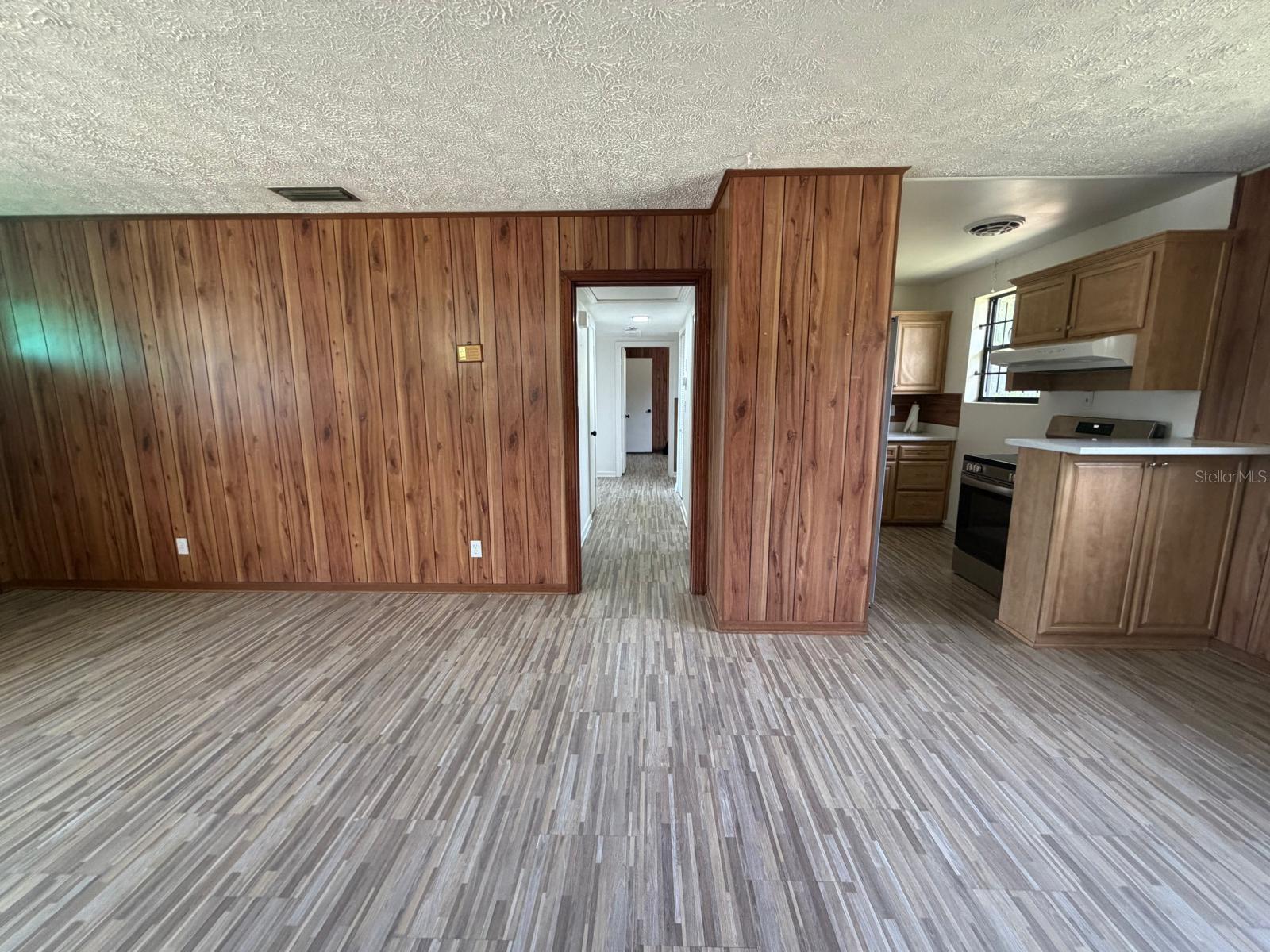 CEDAR HILLS - Residential