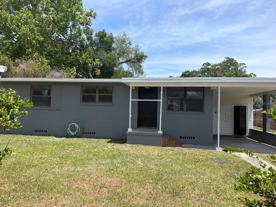 Recently Fully Renovated!
Move-in ready 3-bedroom home in Jacksonville offering modern upgrades and strong value. This beautifully updated property features a brand-new kitchen countertop and floor, with modern cabinetry and finishes, a fully remodeled bathroom, and new flooring throughout, creating a clean and contemporary living space. With 1,040 sqft of efficient layout, this home is perfect for first-time buyers, FHA buyers, or investors seeking a turnkey rental property.
Built in 1956 and thoughtfully upgraded, the home combines classic construction with modern design, delivering low-maintenance living and immediate usability. Located in a convenient Westside Jacksonville neighborhood, close to shopping, dining, schools, and major roadways, making daily living easy and accessible.
This property offers excellent rental potential and is ideal for buyers looking for affordable, updated housing in a high-demand area.
Don’t miss this opportunity—schedule your showing today!