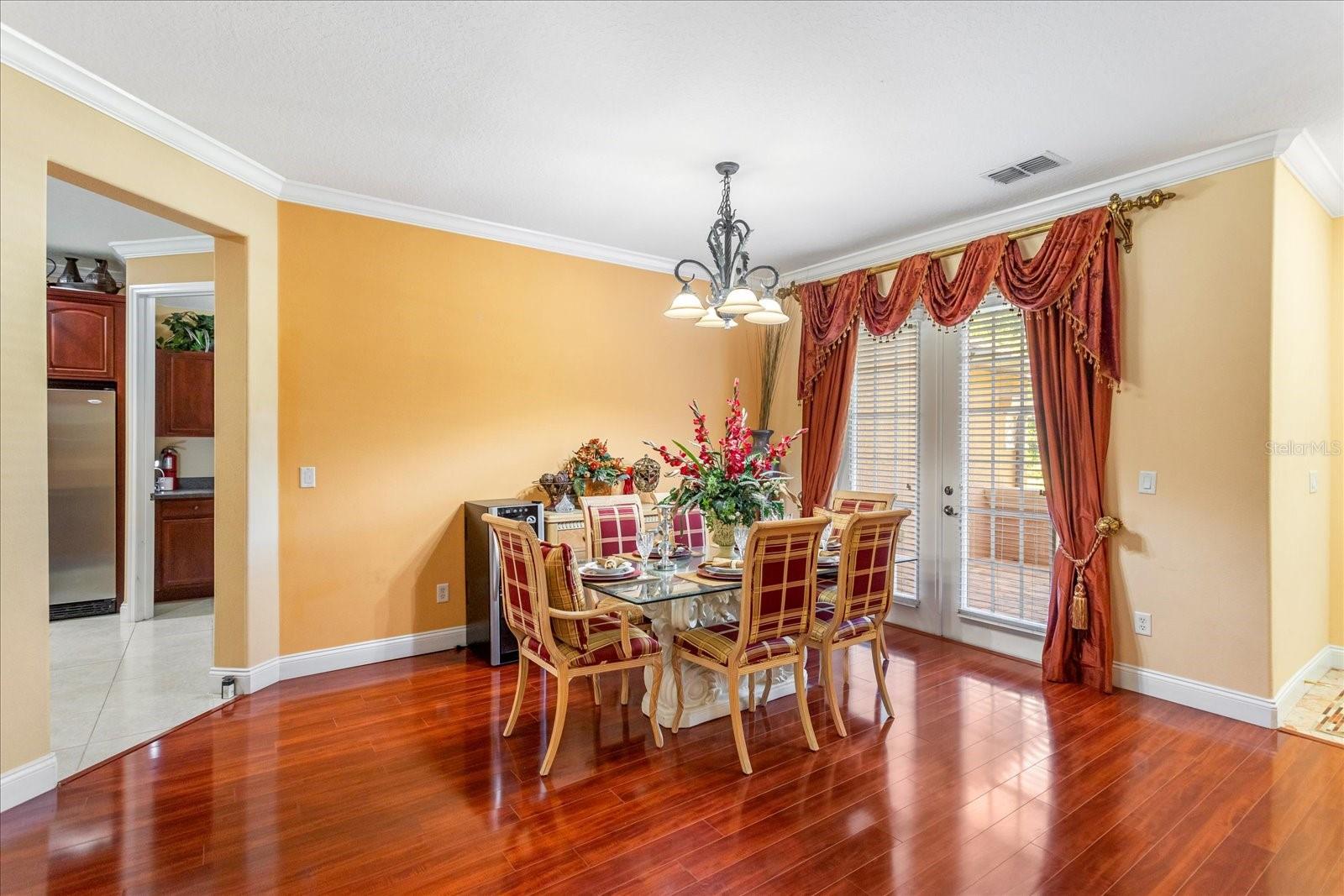 755 COUNTRY CHARM CIRCLE