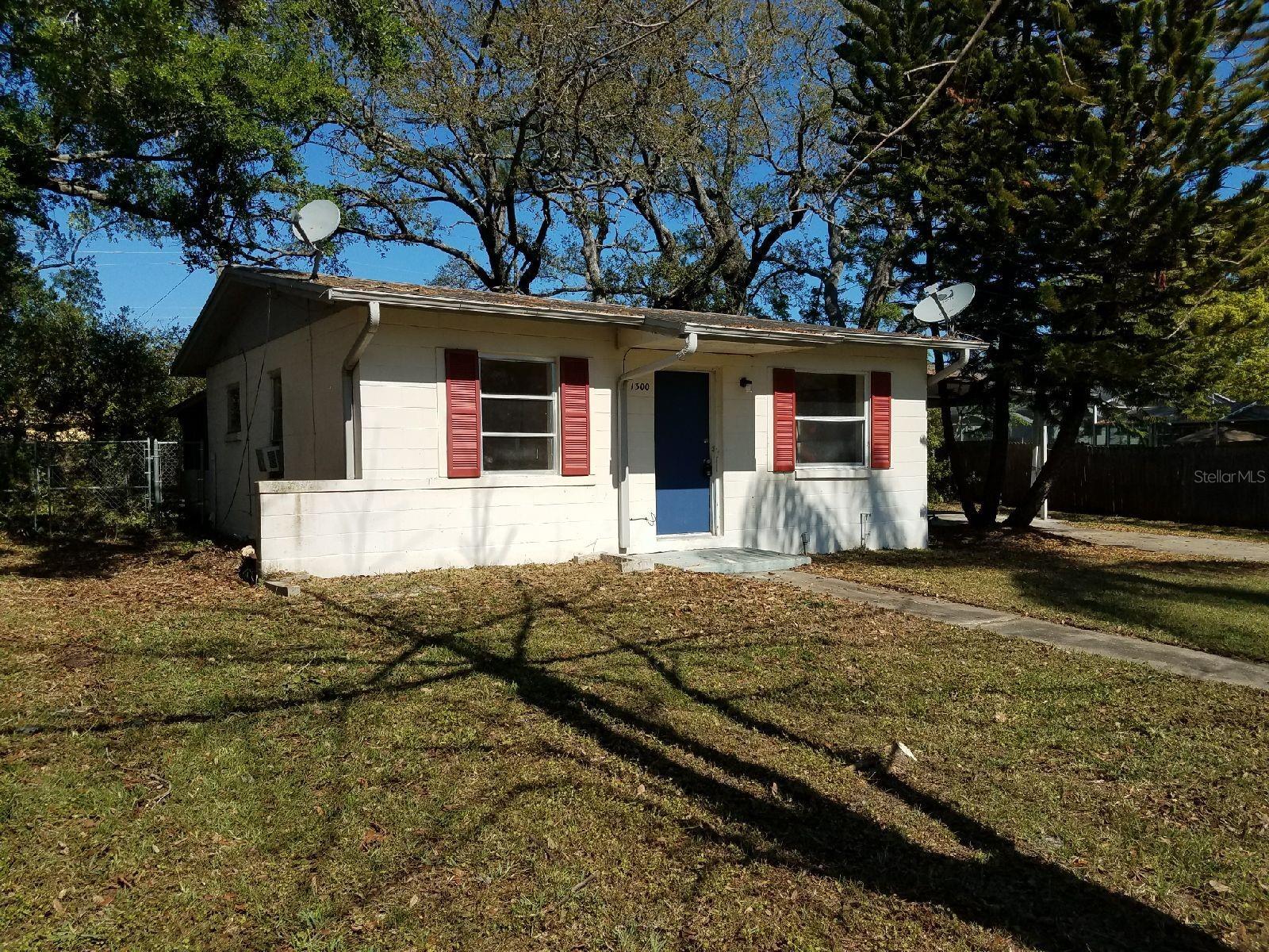 Rent with confidence from a licensed Real Estate Brokerage. We have a quick and simple application process. Contact us through this website or call to set up a tour and apply today!
WE PROUDLY WELCOME ALL PETS.
Welcome to this cute 2-bedroom, 1-bath home! Our spacious layout is perfect for comfortable living. Unwind in the yard after a long day, enjoy the fresh air, and gather for fun-filled activities.
Approaching the home, you will find a lovely area with enough space for chairs to enjoy the outdoors. As you enter the house, you will be greeted with an open floor plan showcasing the living room and kitchen. Flooring throughout the home includes easy-to-clean. Other features include fresh paint.
This company is committed to supporting the guidelines of the U.S. Fair Housing Act (Title VIII of the Civil Rights Act of 1968), as amended, which prohibits discrimination in the sale, rental, and financing of housing transactions because of race, color, religion, sex, handicap, familial status, or national origin. The price to move in ranges from two times to three times the rent, depending on application results. Alabama LLC, CQ1056586.1056586.