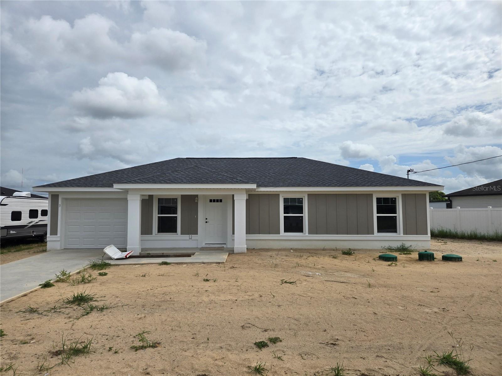3 WALNUT RUN COURT