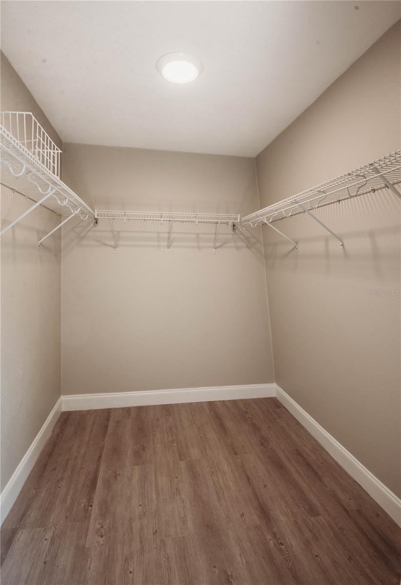FOUR SEASONS CONDO - Residential Lease