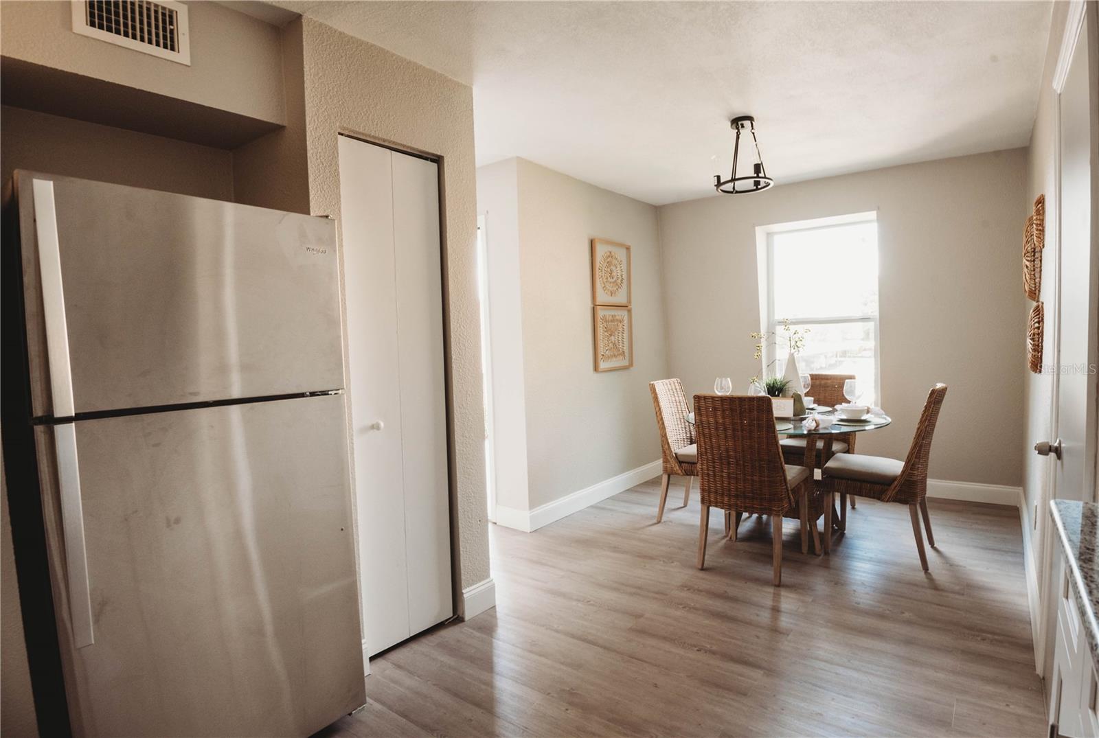 FOUR SEASONS CONDO - Residential Lease