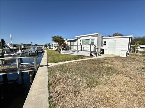 Photo of 436 Mount Oak Avenue NE #747, St Petersburg, FL 33702 (MLS # TB8471300)