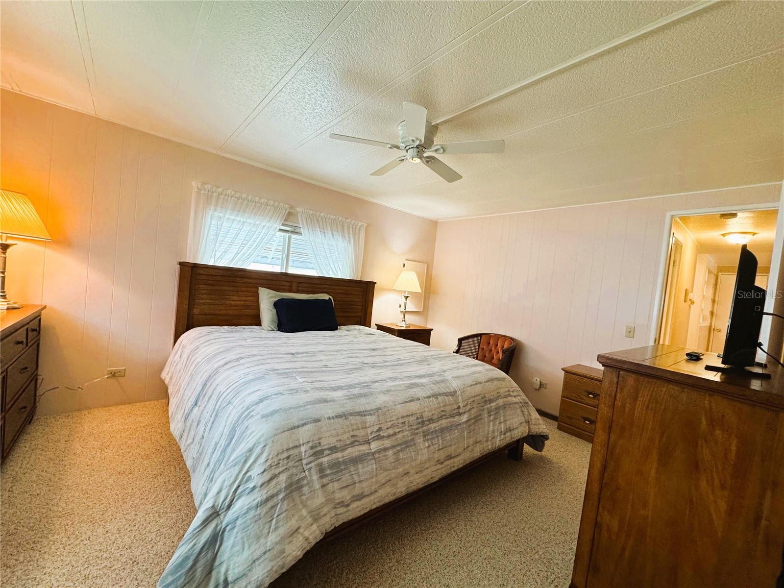 HAWTHORNE AT LEESBURG A COOP - Residential