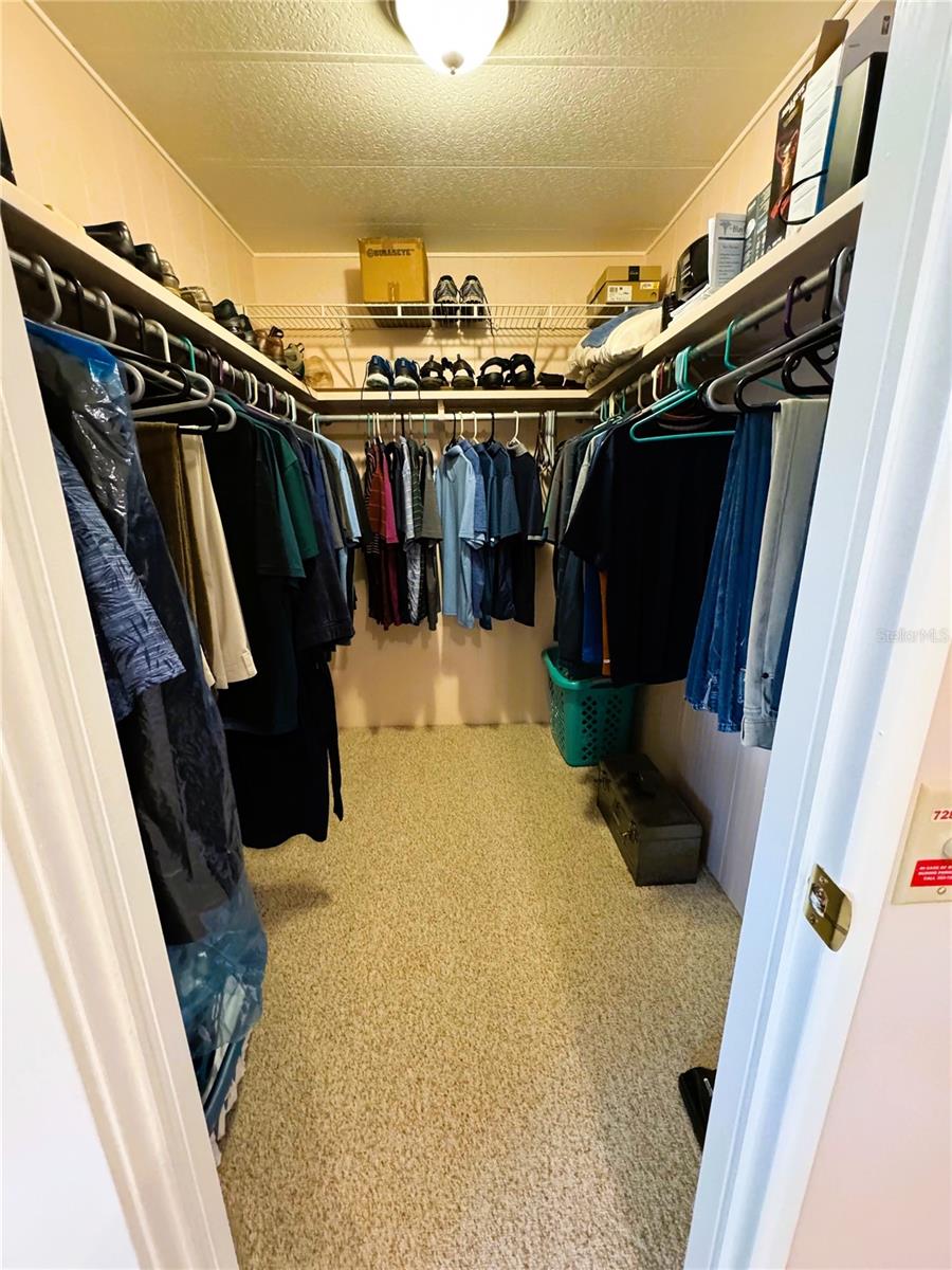 HAWTHORNE AT LEESBURG A COOP - Residential