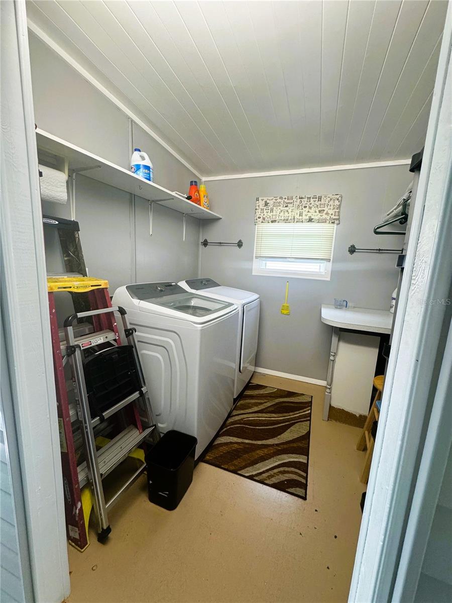 HAWTHORNE AT LEESBURG A COOP - Residential