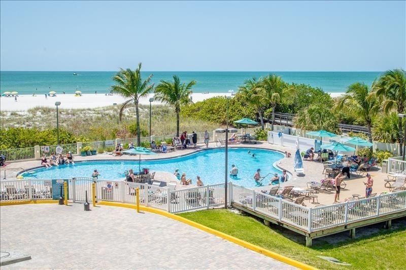 SUNSET VISTAS CONDO HOTEL ON THE GULF - Residential