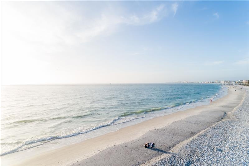 SUNSET VISTAS CONDO HOTEL ON THE GULF - Residential