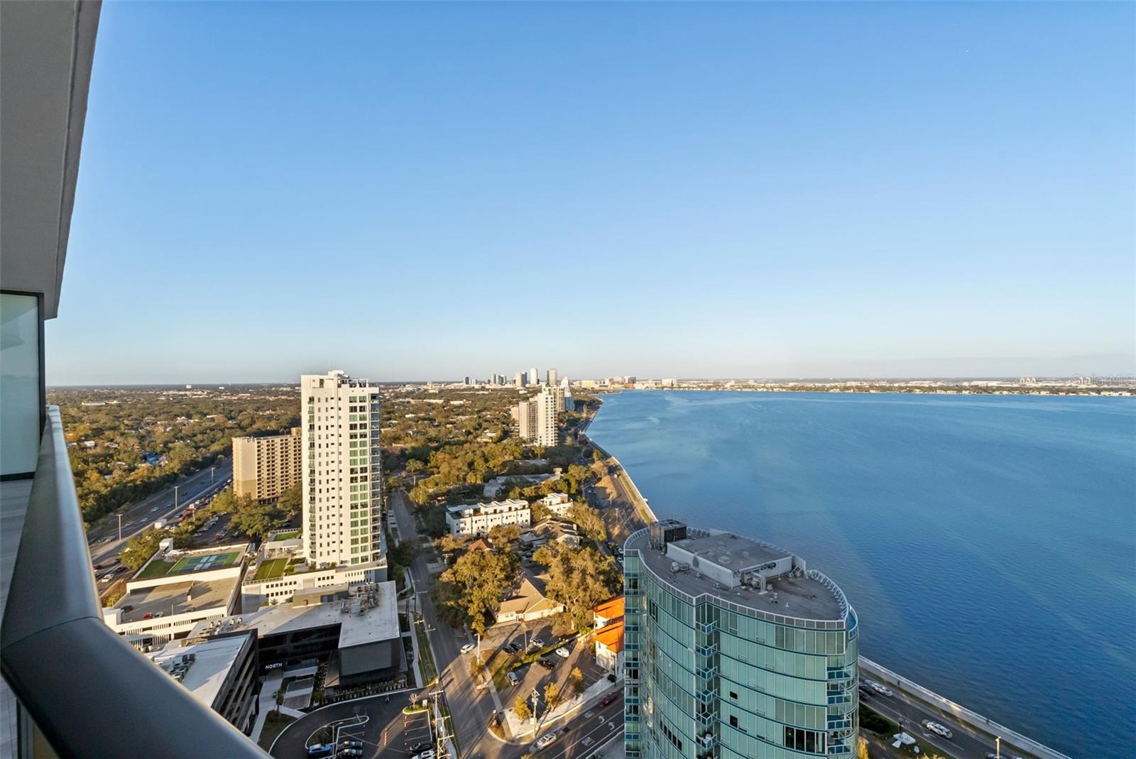 BAYSHORE YSABELLA CONDOMINIUM - Residential