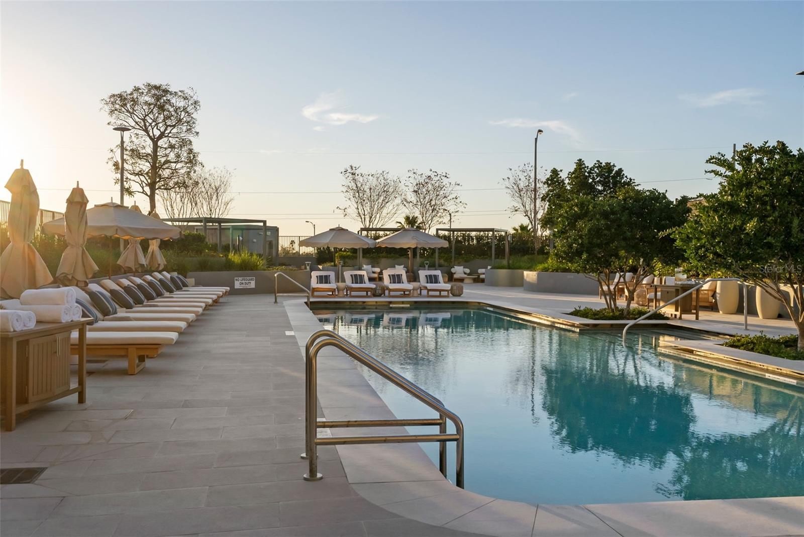 BAYSHORE YSABELLA CONDOMINIUM - Residential