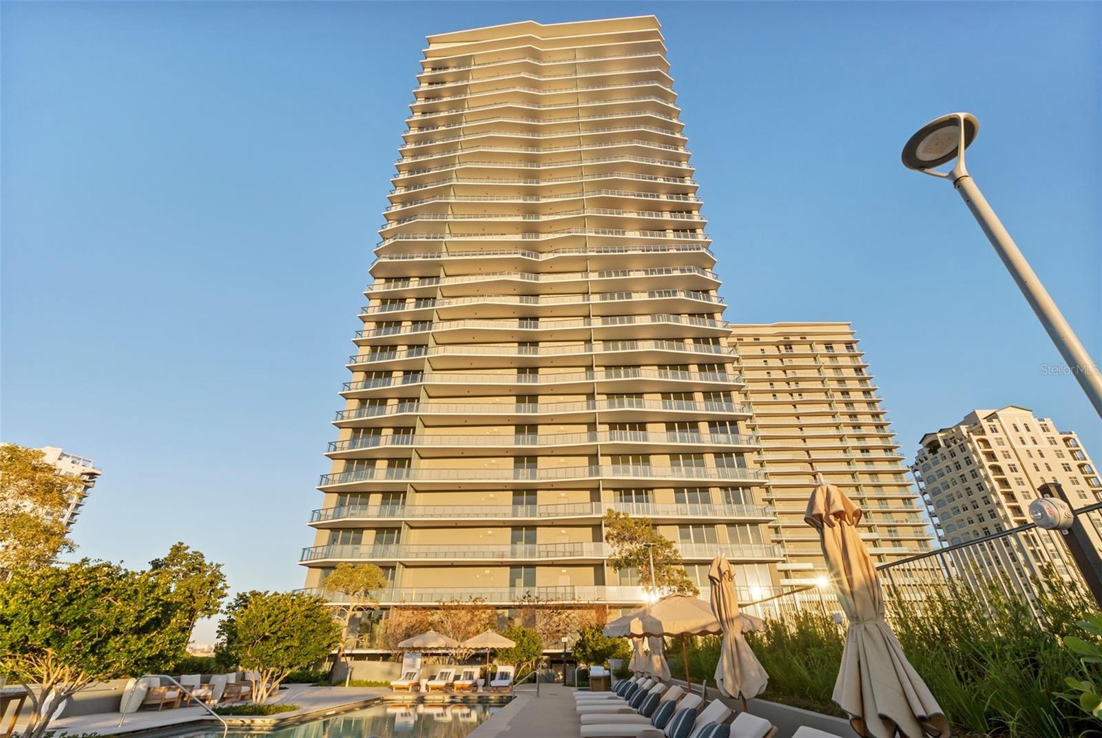 BAYSHORE YSABELLA CONDOMINIUM - Residential