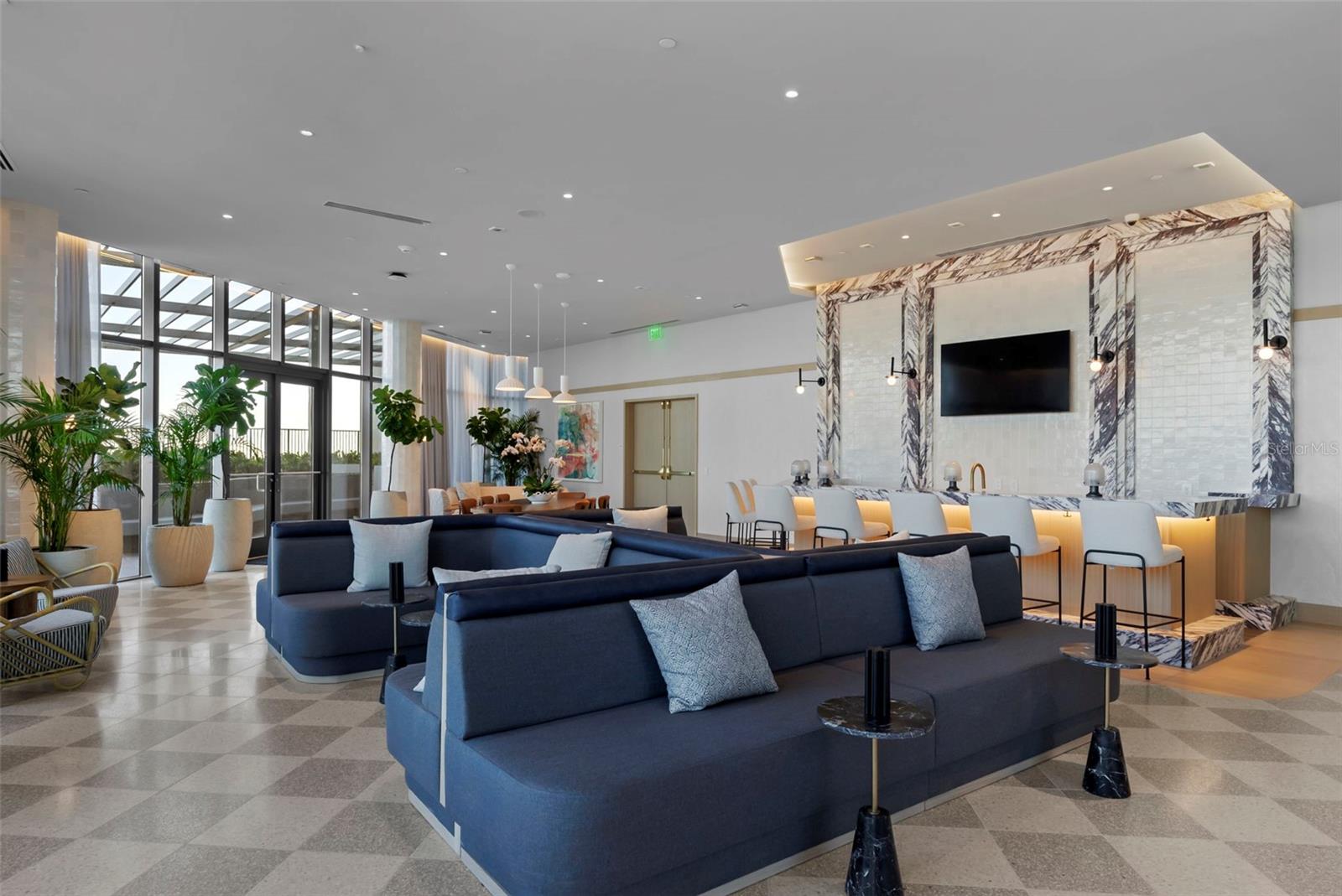 BAYSHORE YSABELLA CONDOMINIUM - Residential