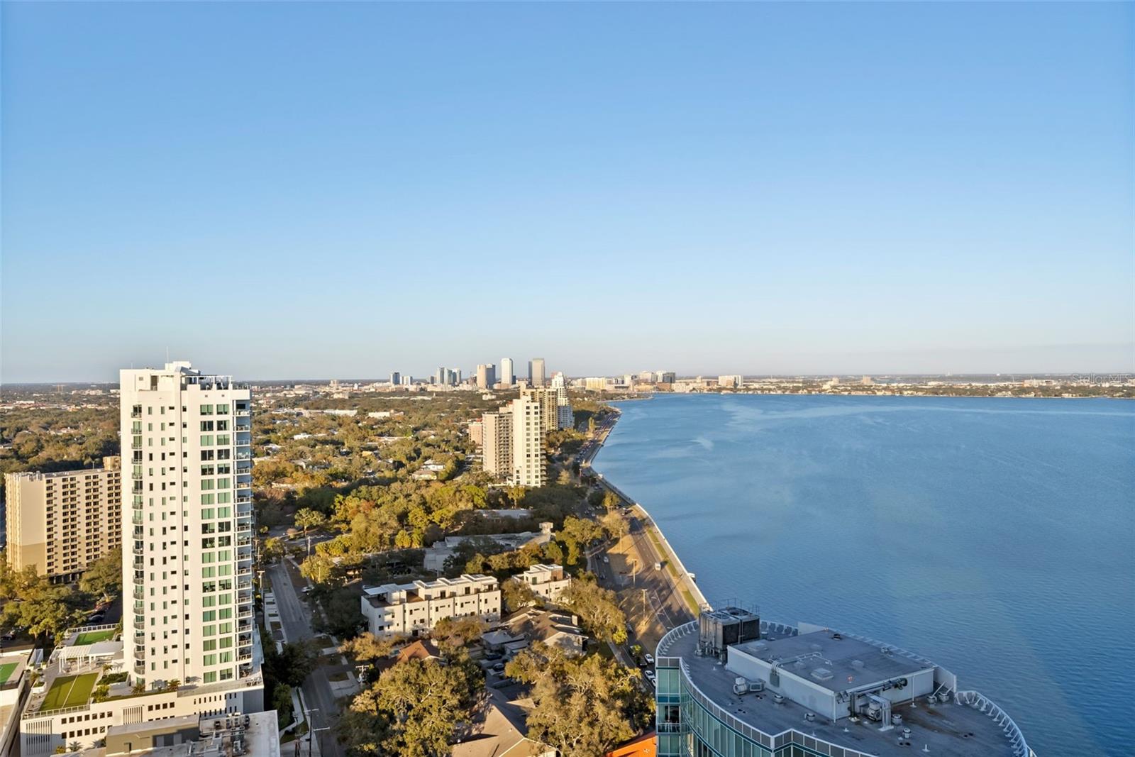 BAYSHORE YSABELLA CONDOMINIUM - Residential