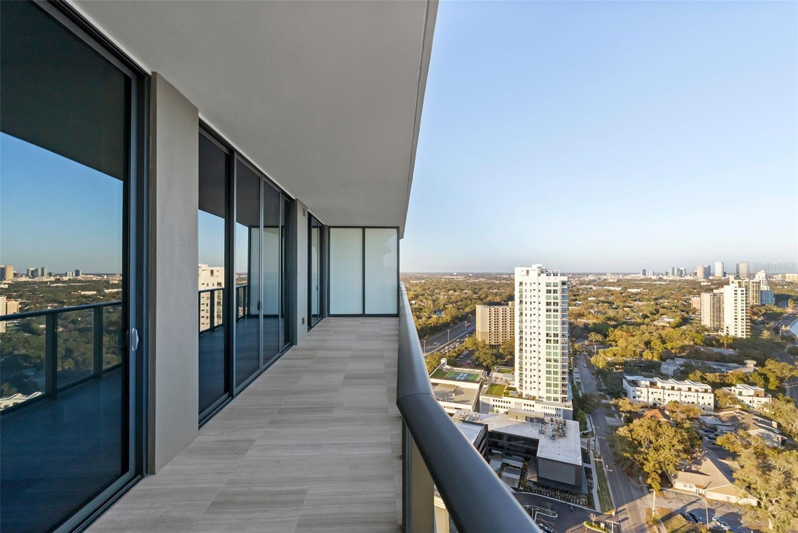 BAYSHORE YSABELLA CONDOMINIUM - Residential