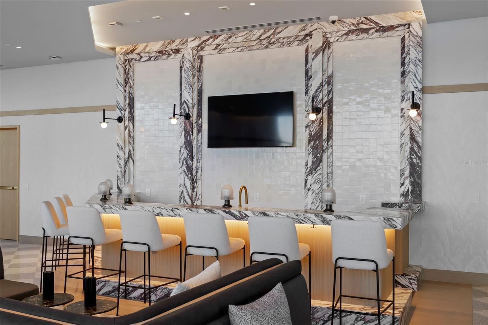 BAYSHORE YSABELLA CONDOMINIUM - Residential