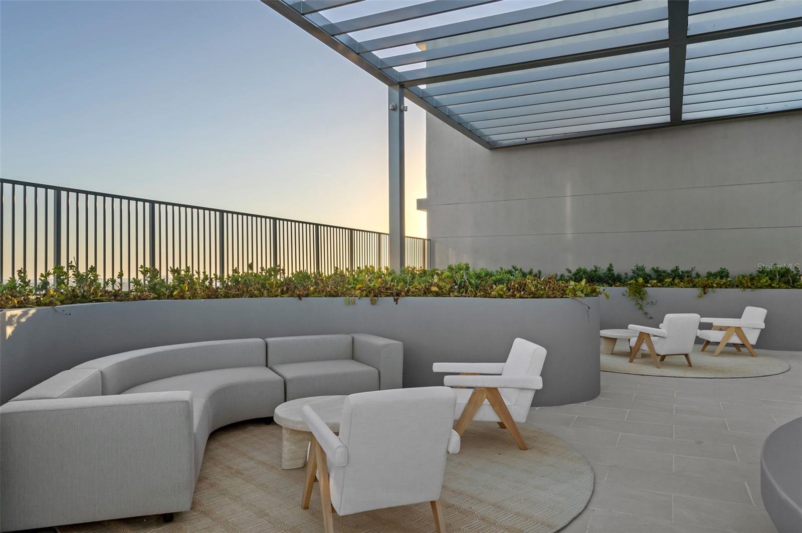 BAYSHORE YSABELLA CONDOMINIUM - Residential