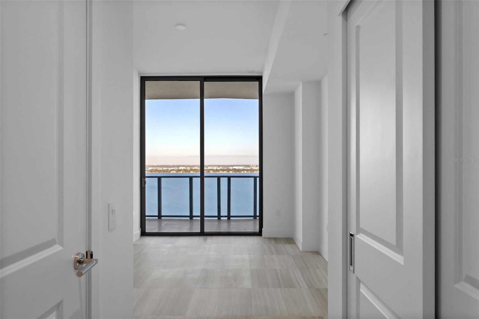 BAYSHORE YSABELLA CONDOMINIUM - Residential