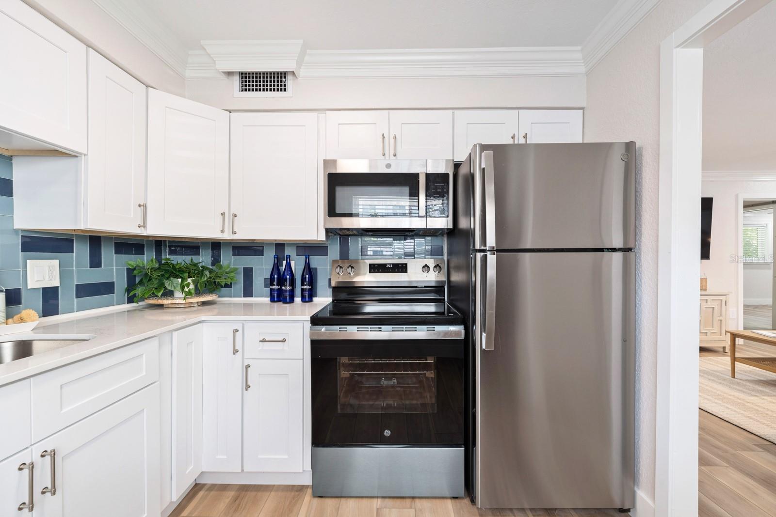 SEA SHELL OF INDIAN SHORES - Residential