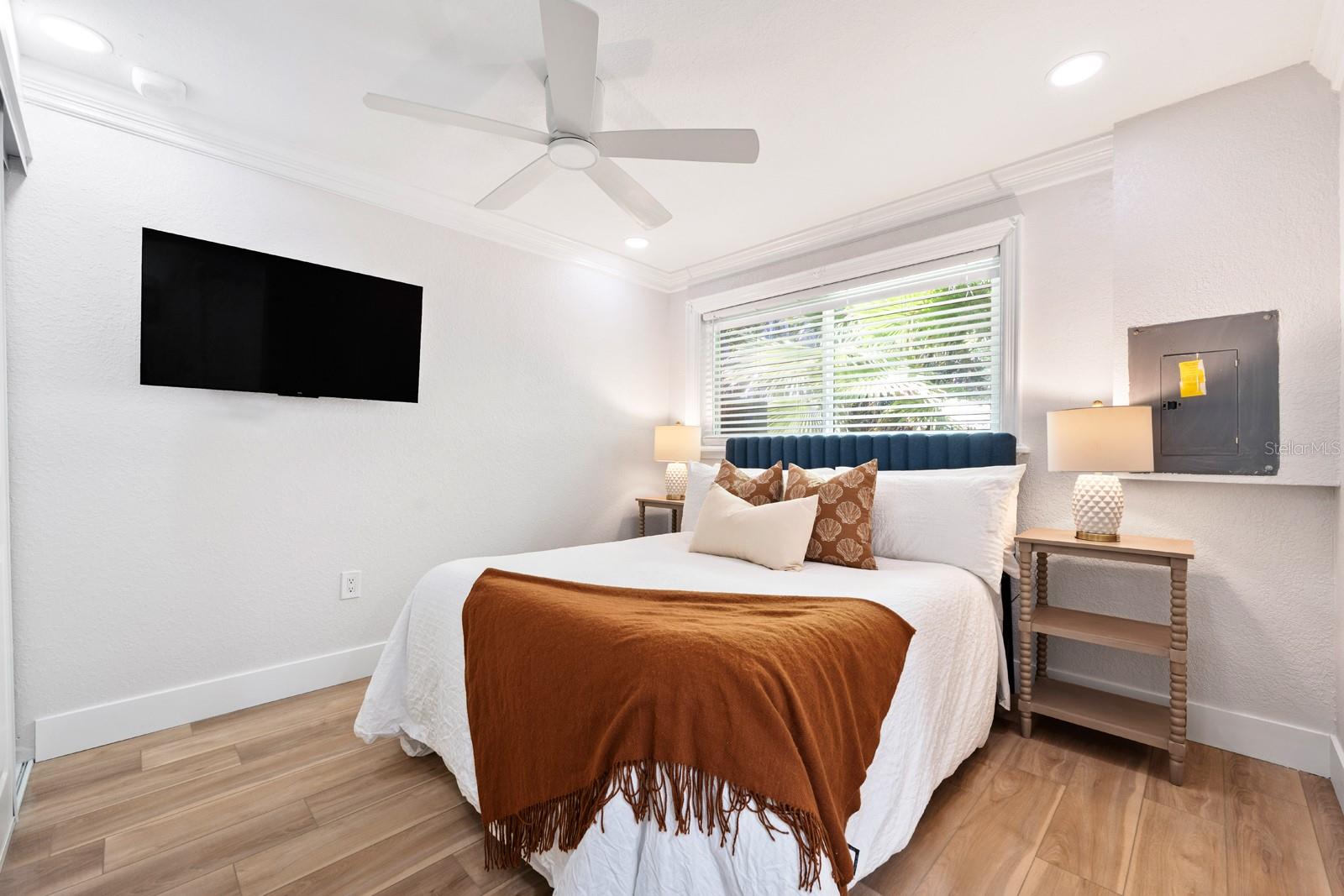 SEA SHELL OF INDIAN SHORES - Residential