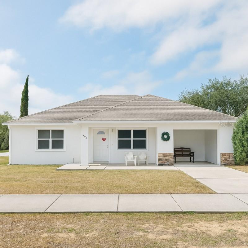 Charming 2-bed, 2-bath home in central Eustis. Built in 2000 and recently updated with a new roof, this 1,250 sq ft property features a split floor plan, tile flooring, enclosed porch, and a fenced backyard with a storage shed. Spacious lot (70x86), municipal utilities, and no HOA. Perfect for first-time buyers, retirees, or investors. Quiet street near schools, shopping, and downtown. Move-in ready