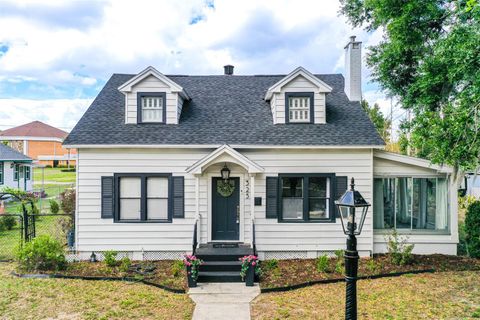 325 E JOHNSON AVENUE LAKE WALES FL 33853