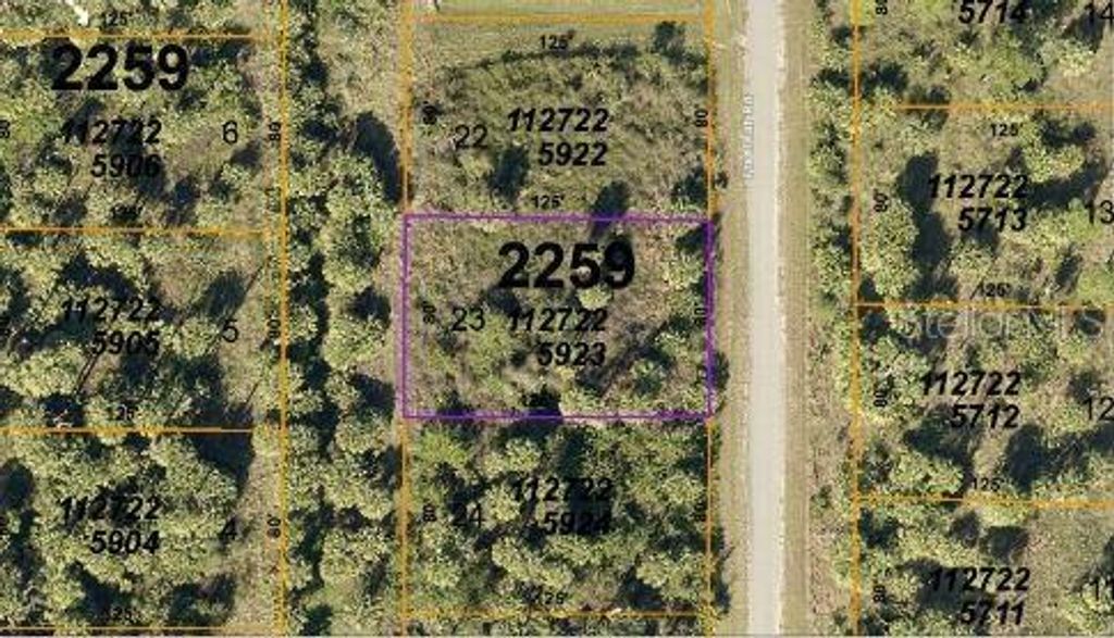 Photo of E Fiveleaf Dr,, North Port, FL 34288 (MLS # O6231380)