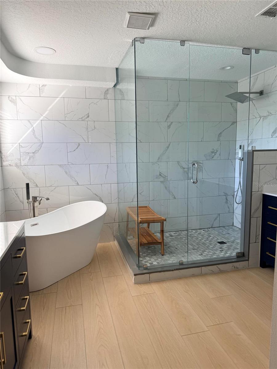 FAIRWAYS AT MT PLYMOUTH PH 03 LT 115 PB 04 - Residential