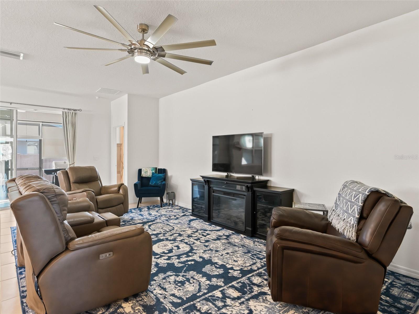 OCALA PRESERVE PH 9 - Residential Lease