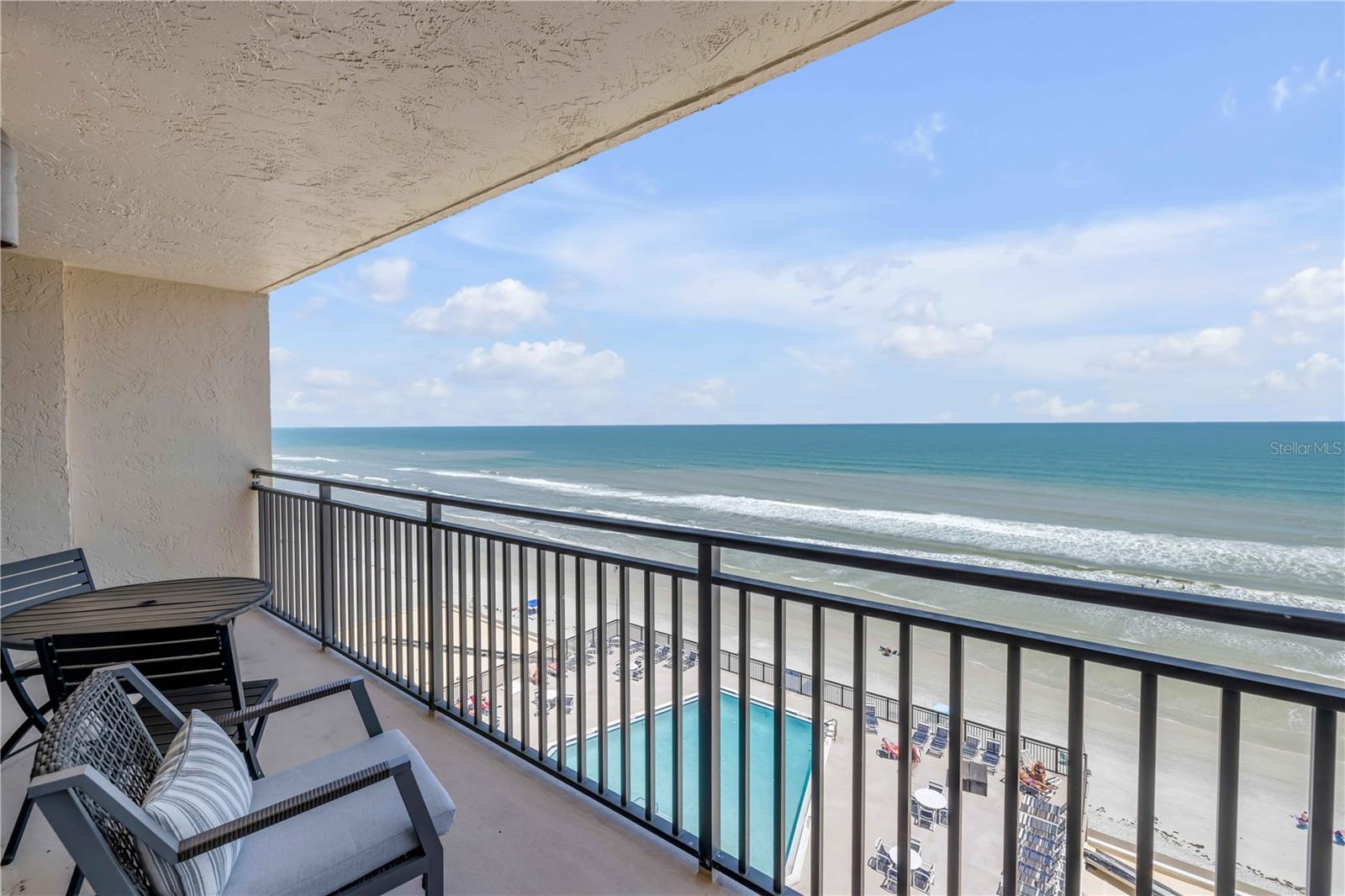 MOONTIDE CONDO - Residential