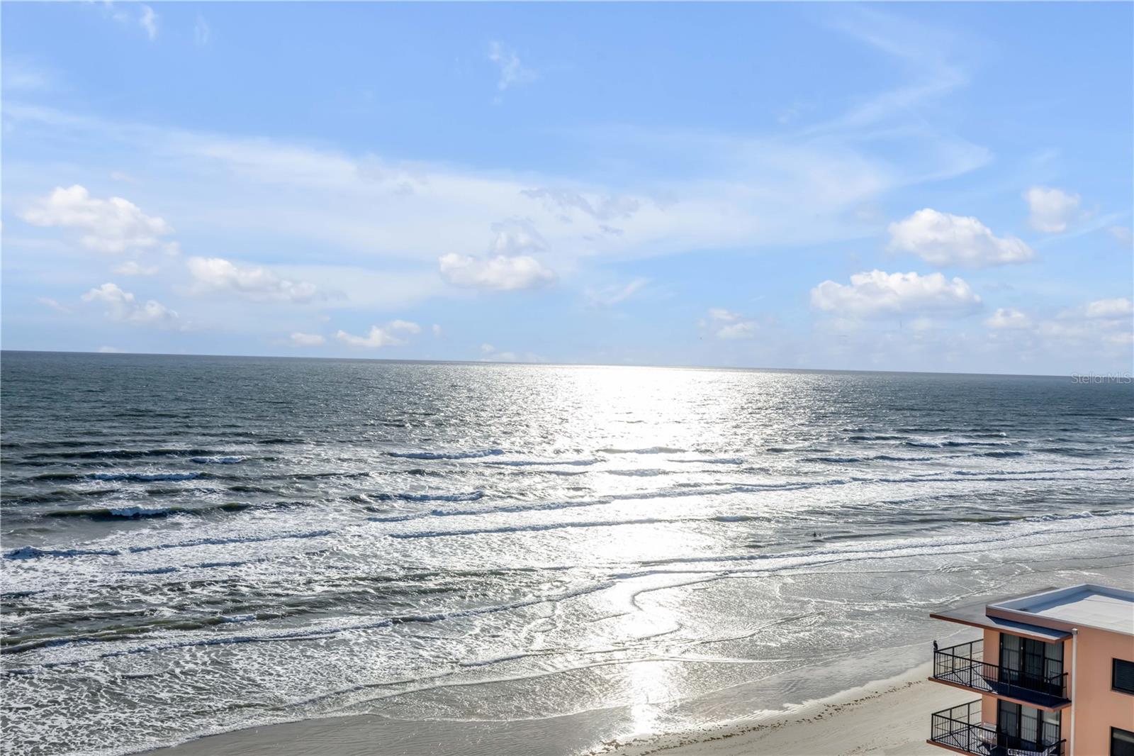 MOONTIDE CONDO - Residential