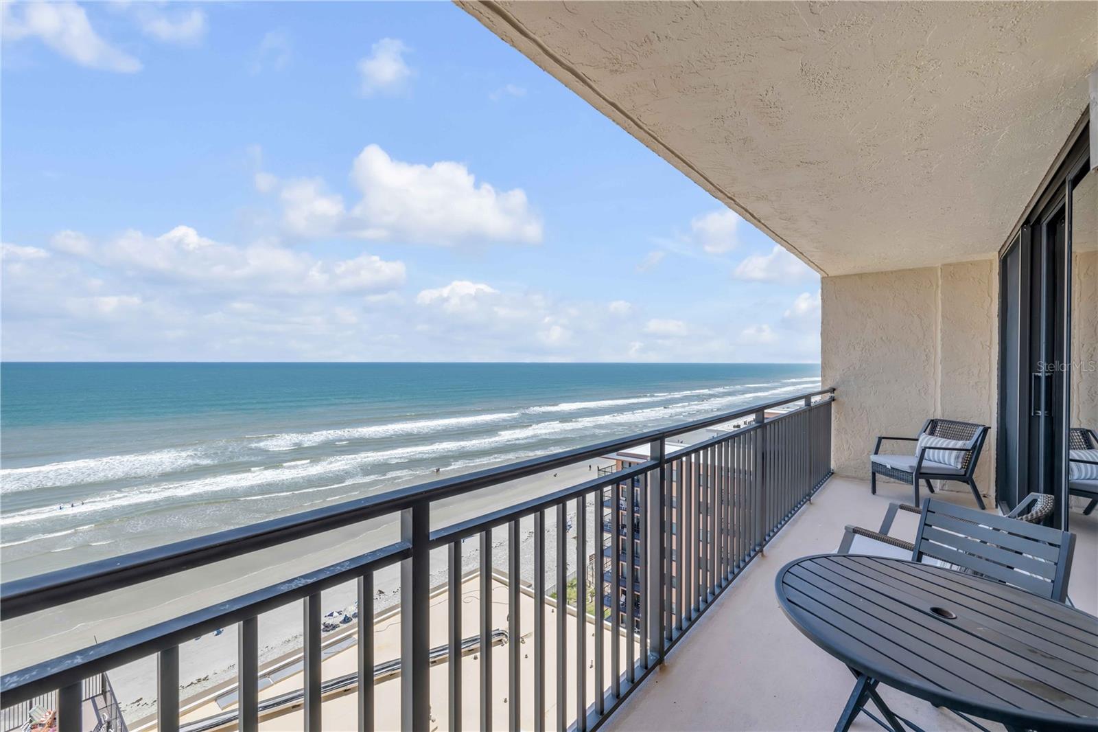 MOONTIDE CONDO - Residential